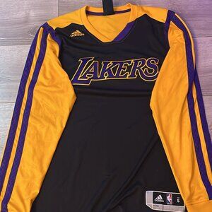Lakers sports top